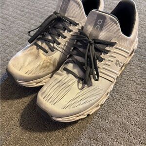 Men’s On Cloud Cloudswift Size 11